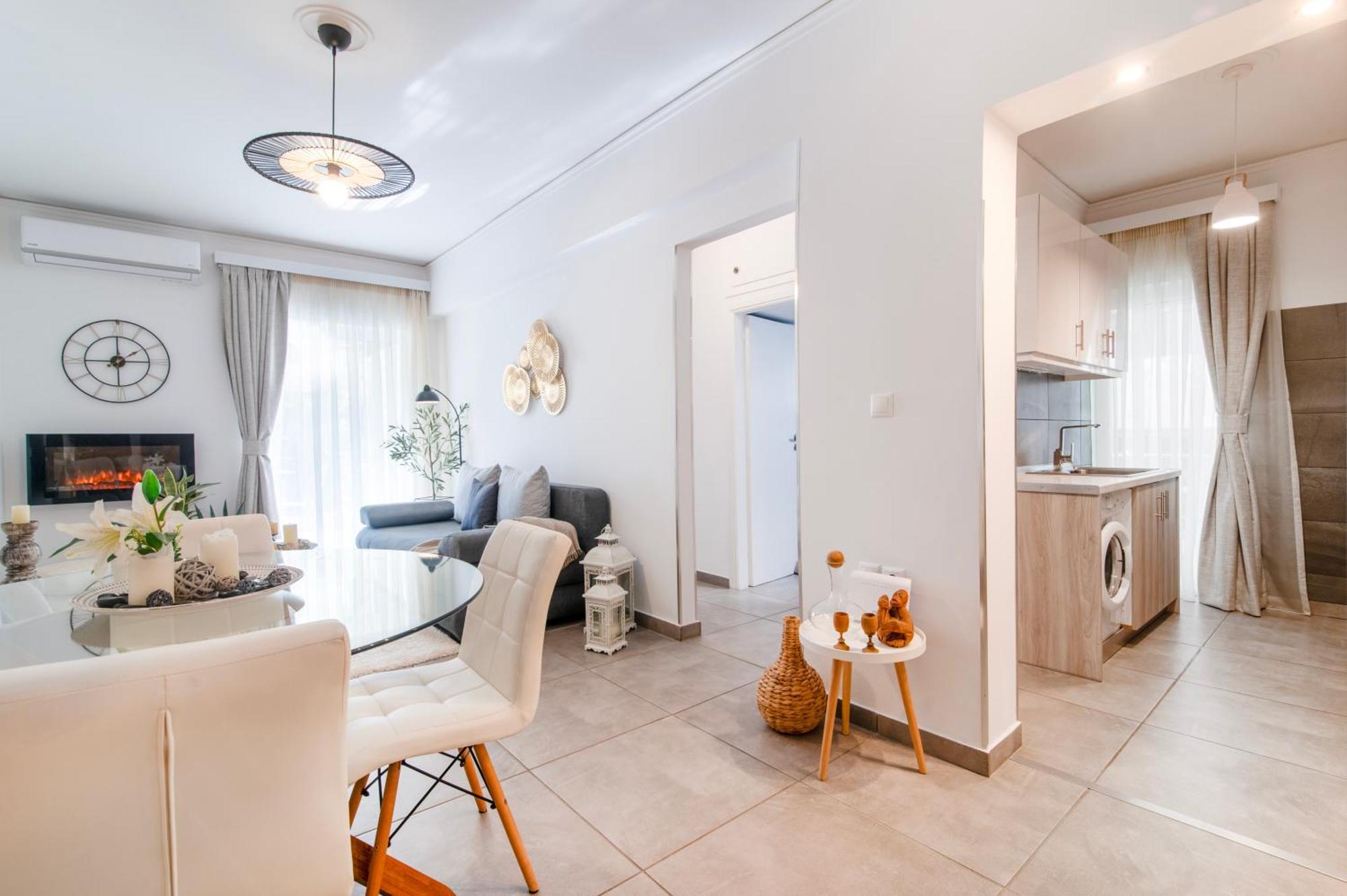 Michael'S Seaside Homely Apartment In Varkiza Exterior photo