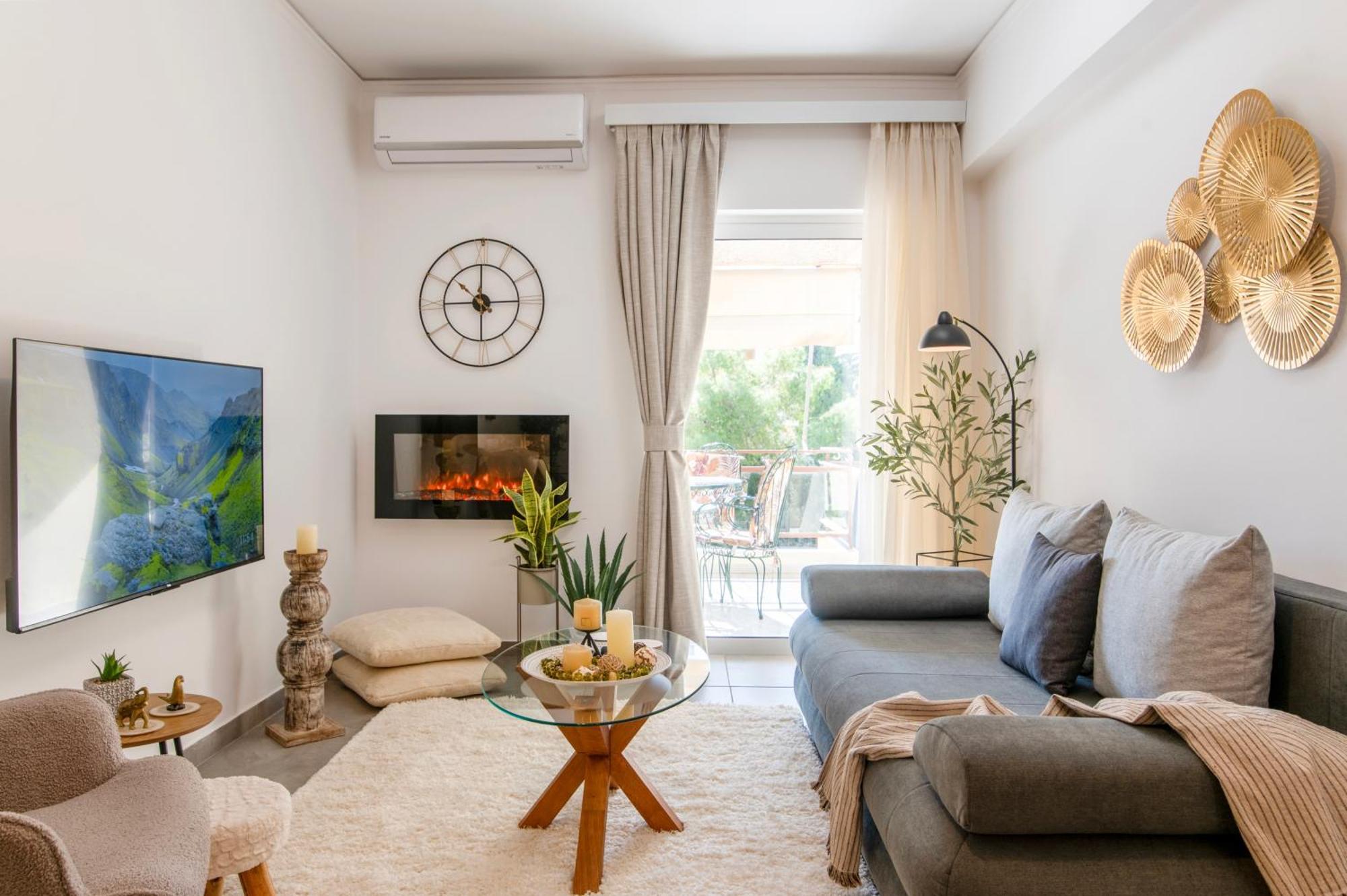 Michael'S Seaside Homely Apartment In Varkiza Exterior photo